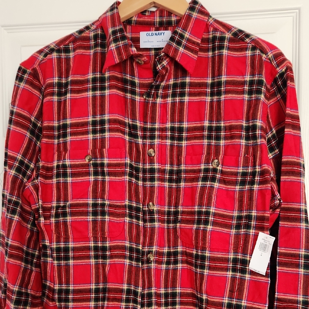 Old Navy Men's Red and Black Plaid Shirt